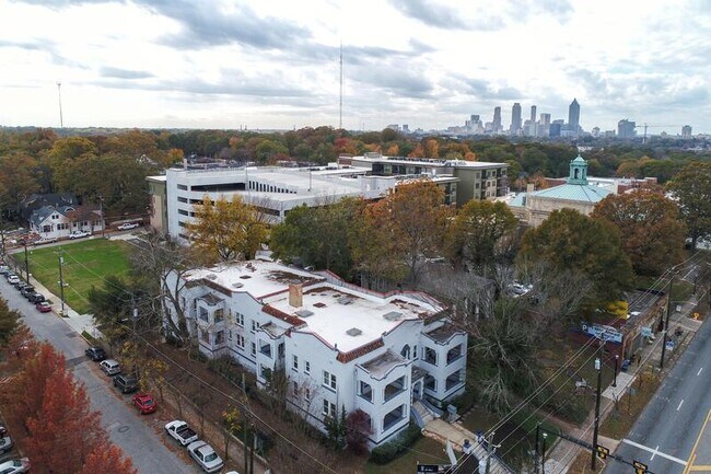 Foto del edificio - 1115 Ponce De Leon Ave NE