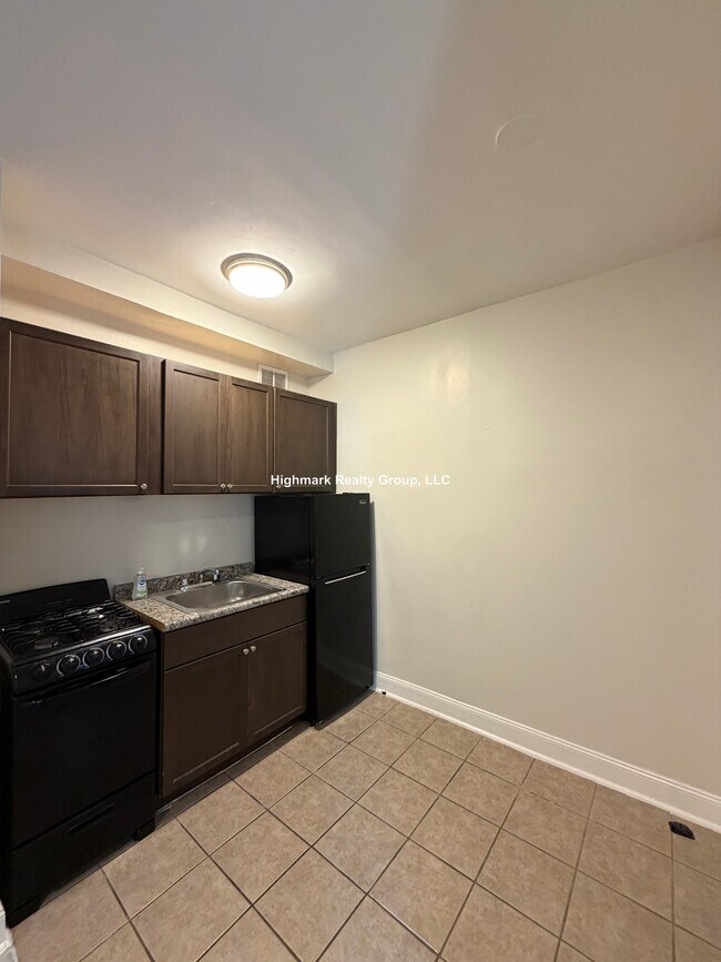 Foto del edificio - 839 W Sheridan Rd