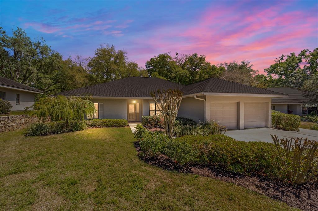 Primary Photo - 3025 W Bermuda Dunes Dr