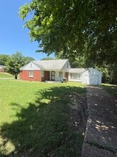 Building Photo - 1700 Warner Ave