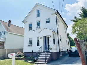 Building Photo - 39 Richardson St