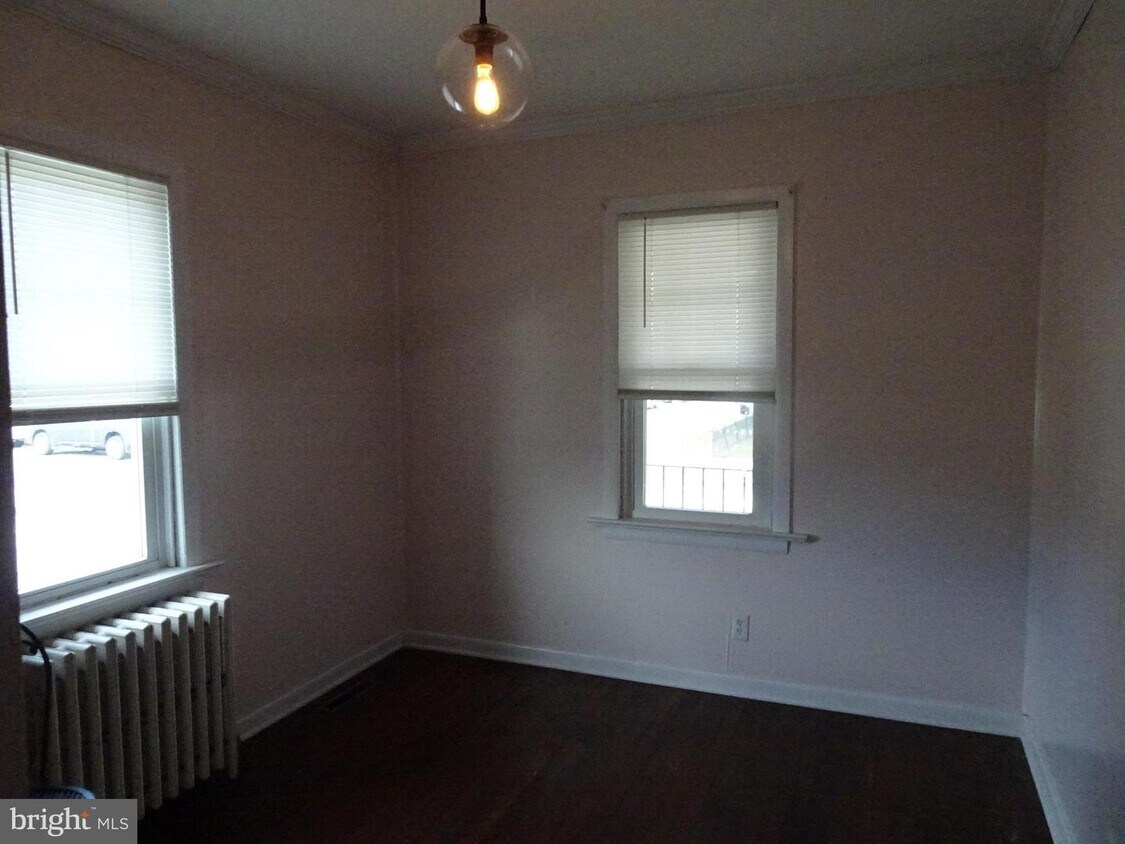 Primary Photo - 610 Tremont St