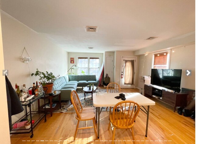 Foto del edificio - 6 Harleston St