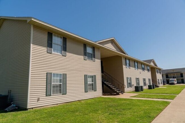 Building Photo - 3540 W 70th St