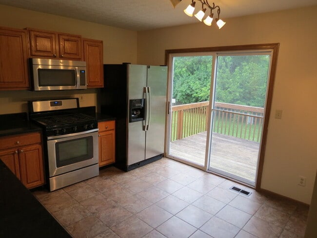 Building Photo - 268 Chatterly Ln