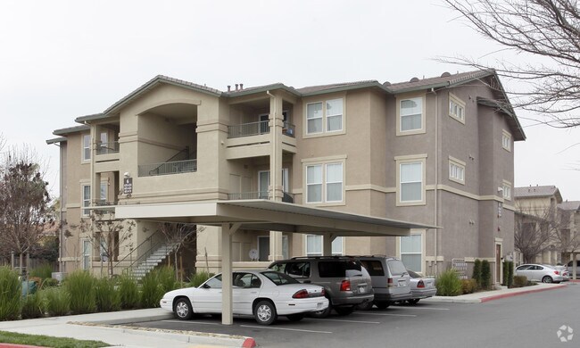 Foto del edificio - Lincoln Creek