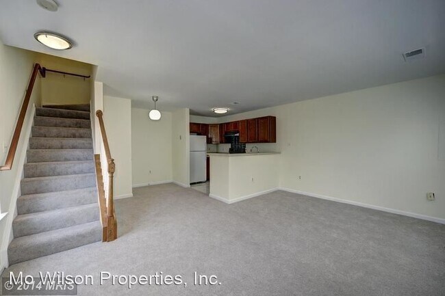 Building Photo - 3 br, 2.5 bath House - 8169 Cockburn Court