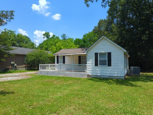 Building Photo - East Ridge 2 Bedroom House
