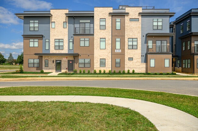 Building Photo - The Eden Lofts