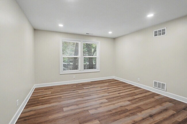 Building Photo - 1708 Kentucky St