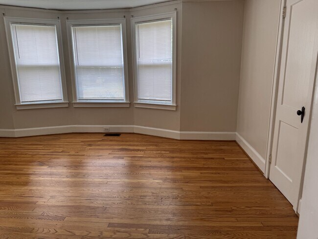 Foto del edificio - 318 S Woodrow St