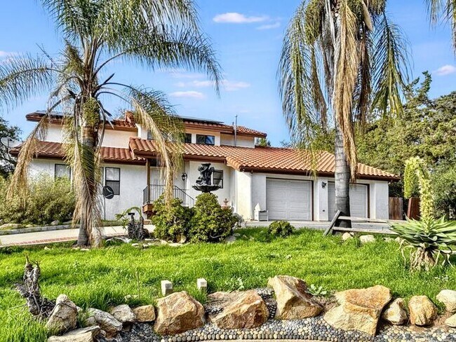 Building Photo - 6489 Rainbow Heights Rd