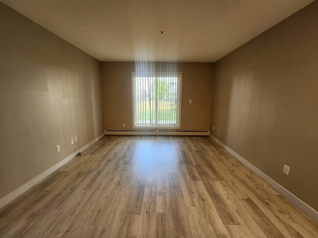 Building Photo - Westwood Terrace