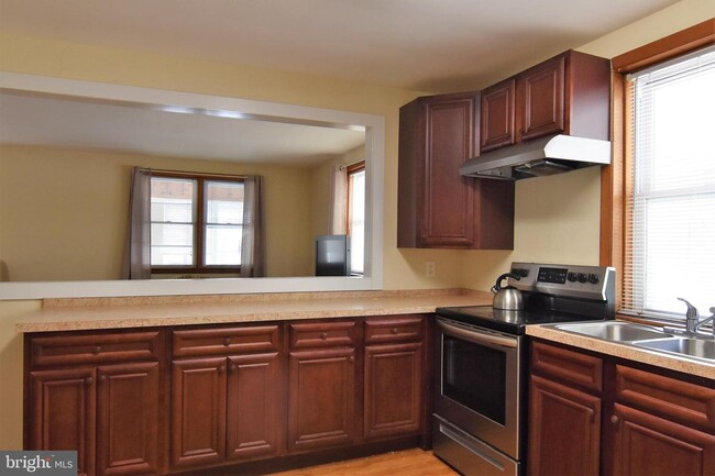 Building Photo - 1420 Odenton Rd