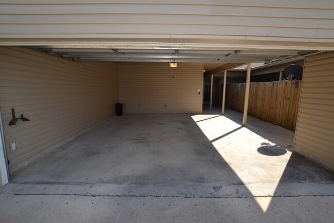 Building Photo - 4000 Mchugh Rd