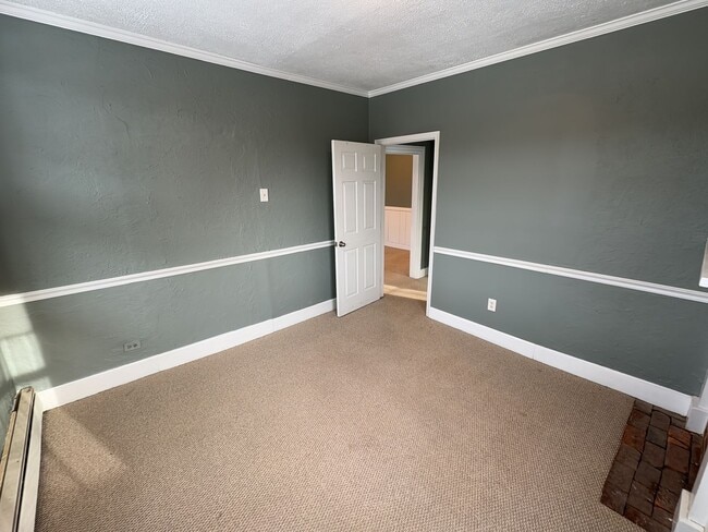 Building Photo - 4672 Myers Rd