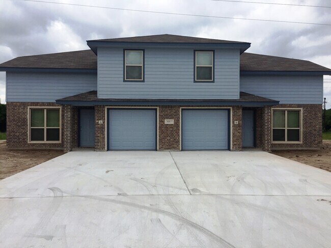 Foto del edificio - 935 Brookview Dr