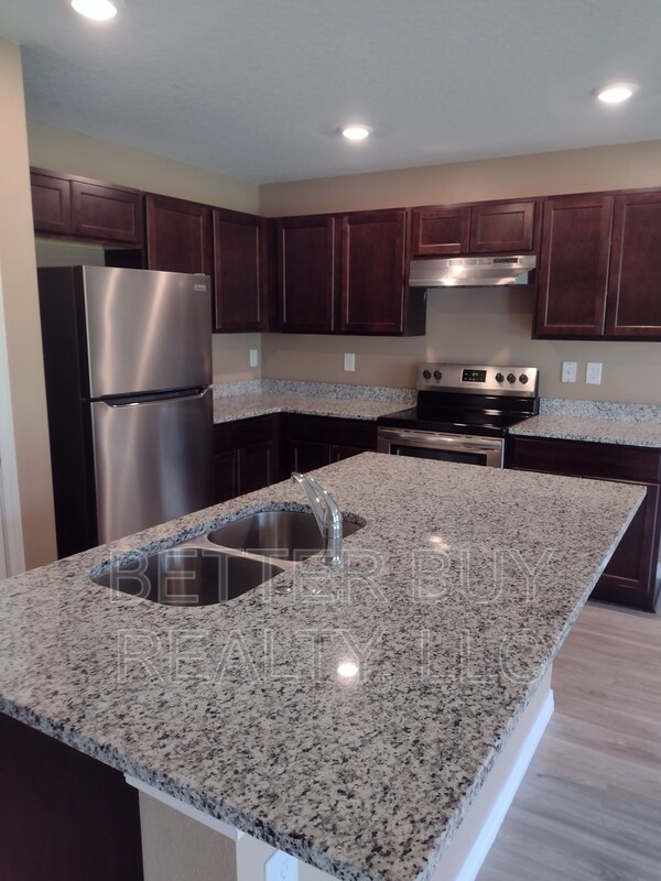 Building Photo - 49 Brunswick Ln