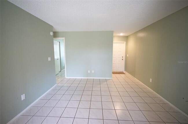 Foto del edificio - 5117 Ellendale Ave