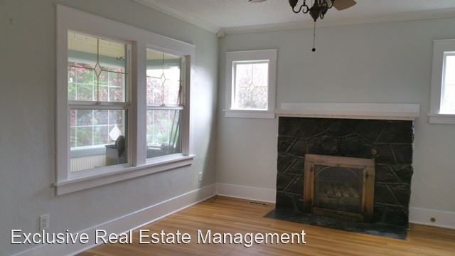 Building Photo - 3 br, 2 bath House - 1342 Lookout Avenue