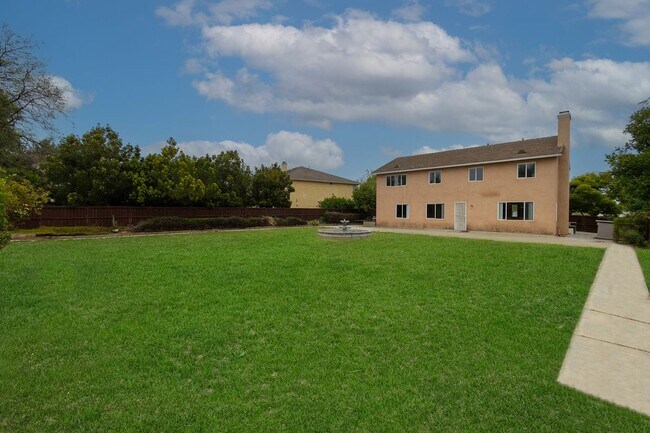 Foto del edificio - 8348 Barnwood Ln
