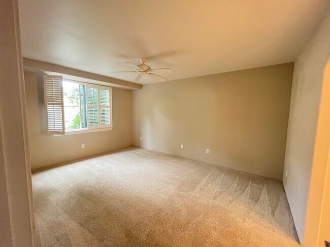 Master bedroom - 7012 Hawaii Kai Dr