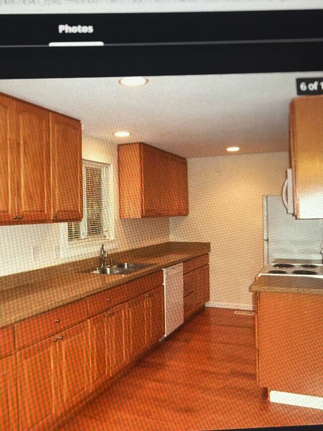 Foto del edificio - Bellevue Factoria-Lake Hills 3Bd/2Ba Charm...