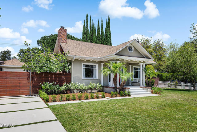 Building Photo - 1469 Las Lunas St