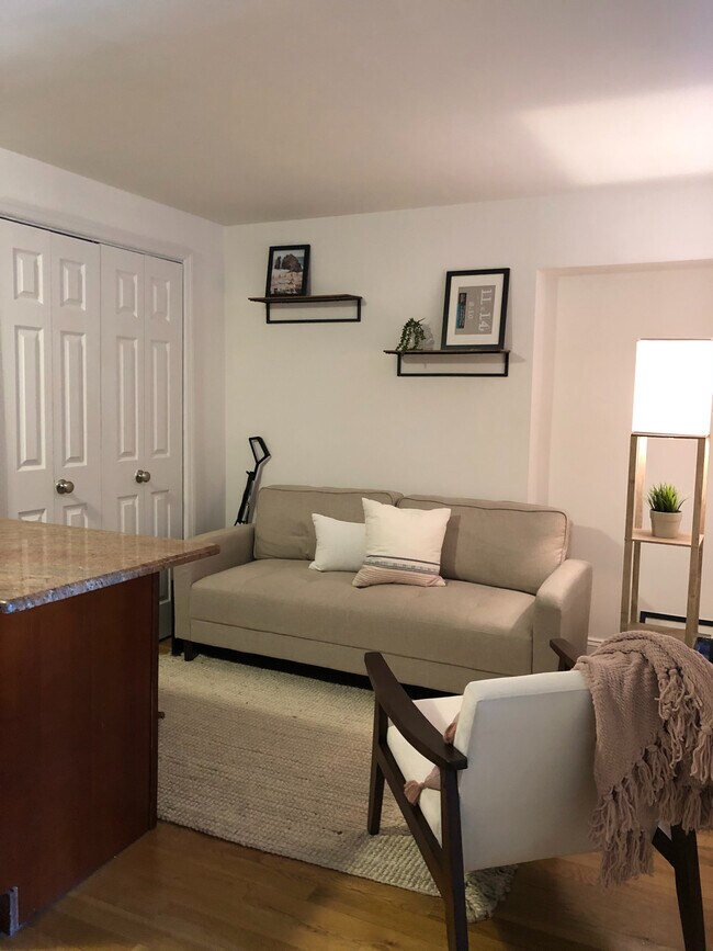 Foto del edificio - 511 E 5th St