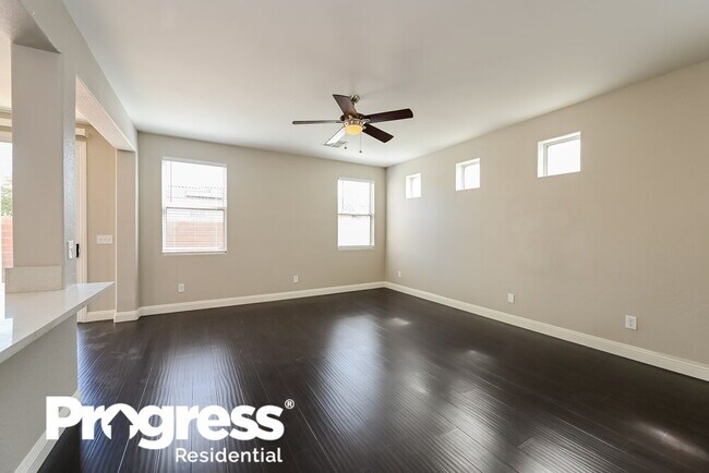 Foto del edificio - 10604 S Blue Larkspur Ct