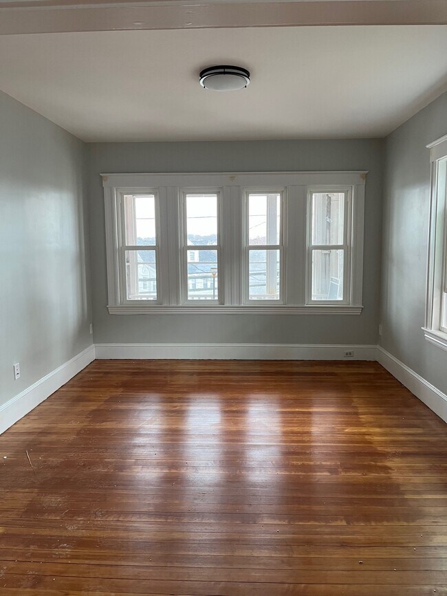 Foto del edificio - 324 Cornell St