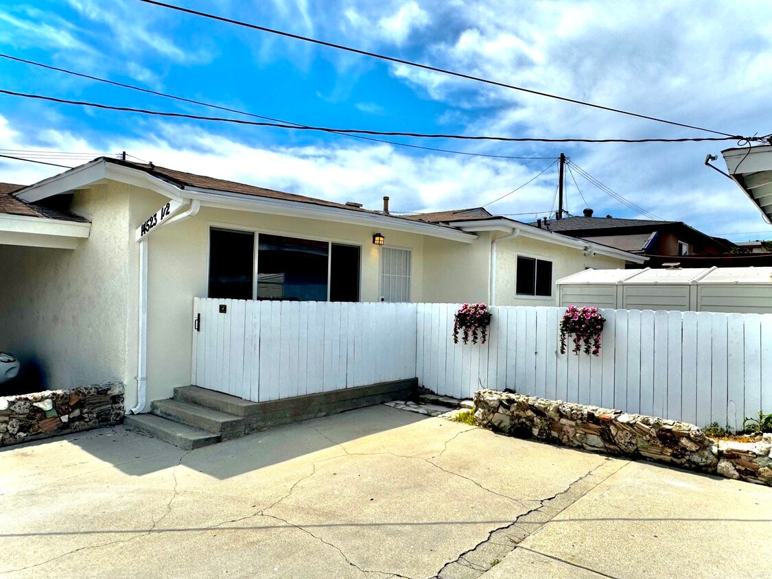 Three bedroom two bath Ranch Style Home!!! - 14523 1/2 Firmona Ave