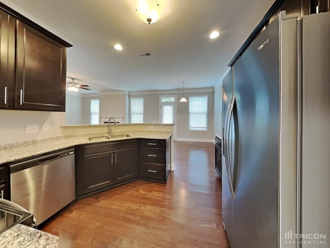 Foto del edificio - 2203 Wise Owl Dr