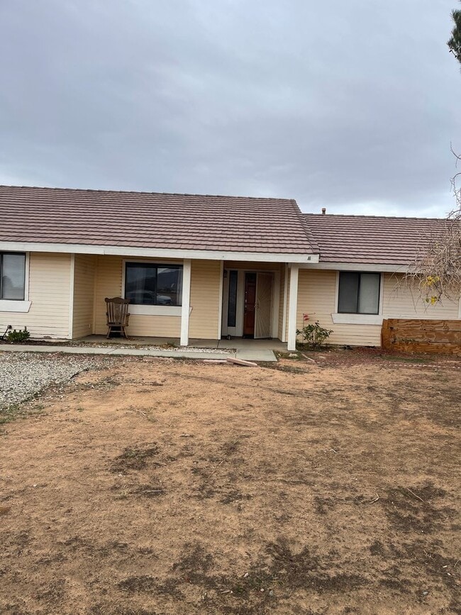 Foto del edificio - House for rent