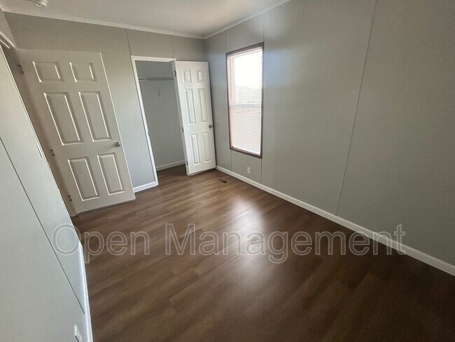 Building Photo - 3070 Ochoco St