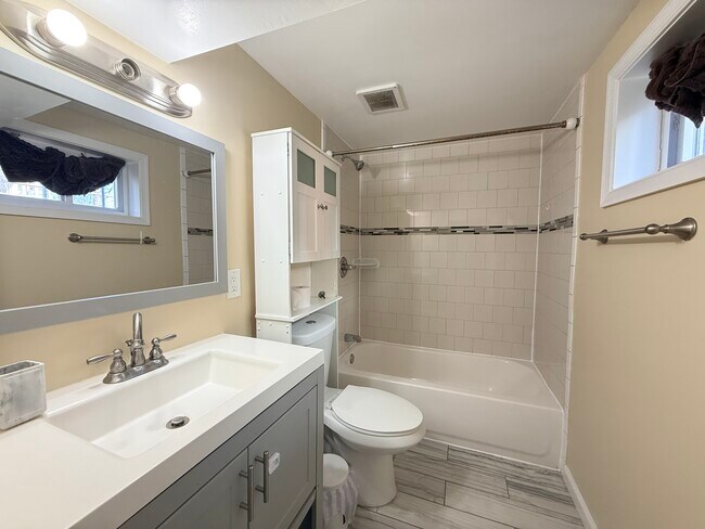 Foto del edificio - 8714 Edmonston Rd