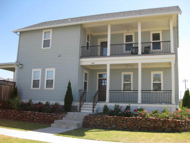 Primary Photo - Beautiful 3 bed 3 bath house