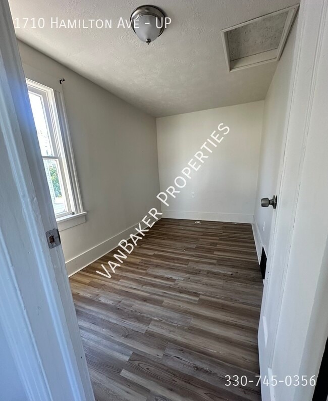 Foto del edificio - 1710 Hamilton Ave