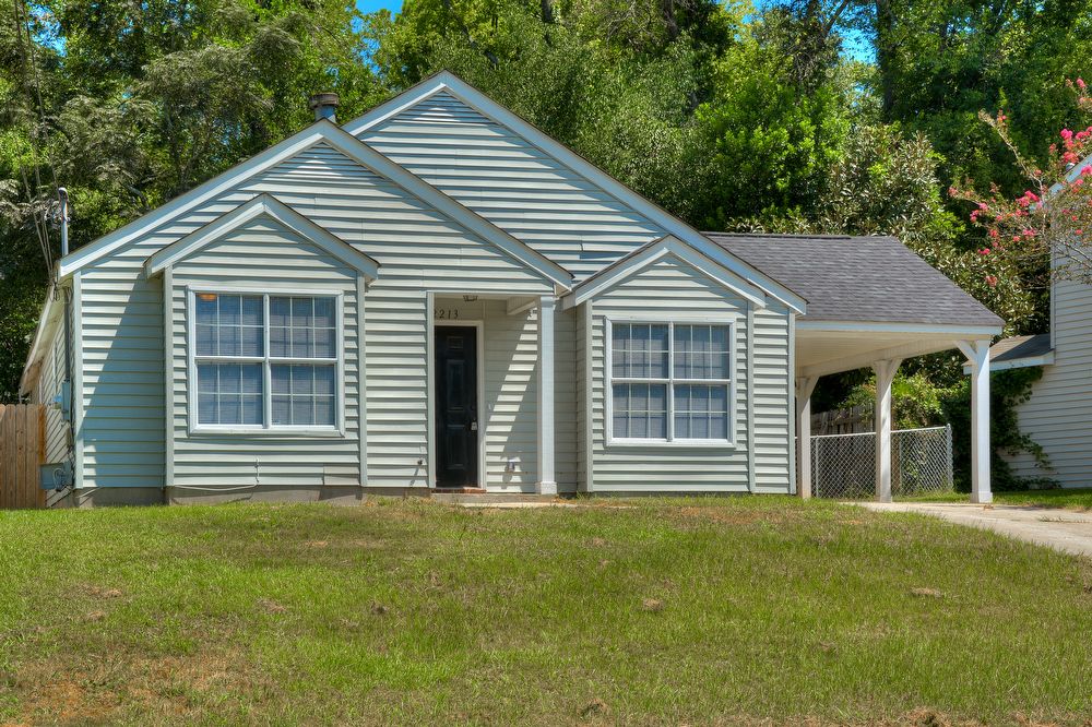 Primary Photo - 2213 Birnam Pl