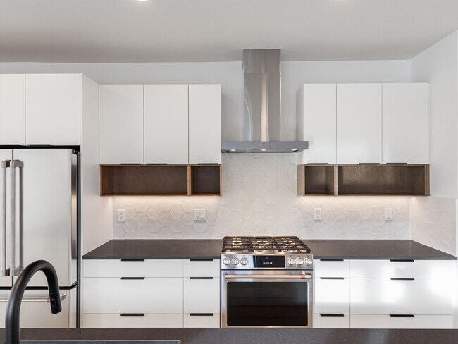 Foto del edificio - Stunning New Gran Cielo Home is ready for ...