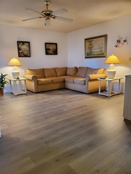 Foto del edificio - 1225 NW 21st St