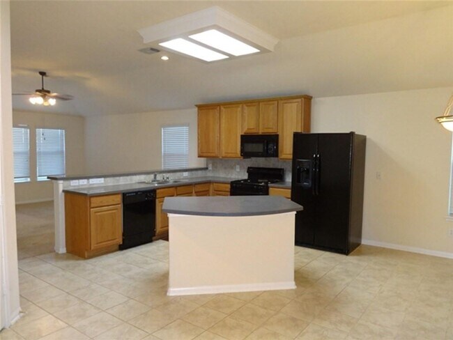 Building Photo - 852 Rock Harbor Ln