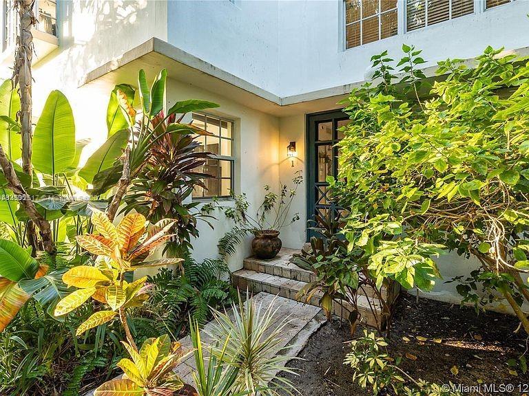 Foto principal - 2921 Sheridan Ave