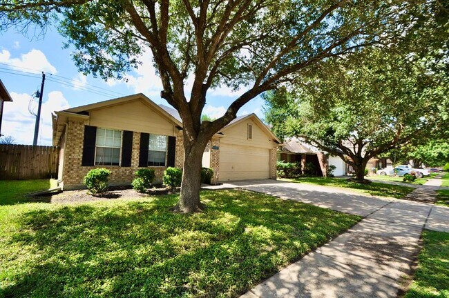 Building Photo - 6107 Sonoma Way