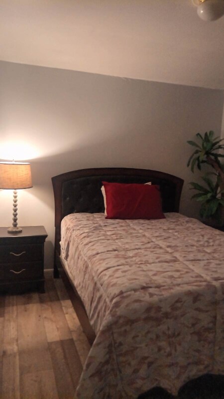 Foto del edificio - 7347 Timmons Rd