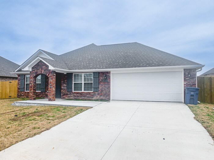 920 Rachel St, Gentry, AR 72734 House Rental in Gentry, AR