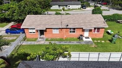Building Photo - 997 NW 11th St