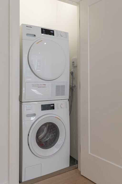 Building Photo - 565 Columbus Ave