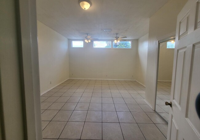 Bedroom - 207 W King St