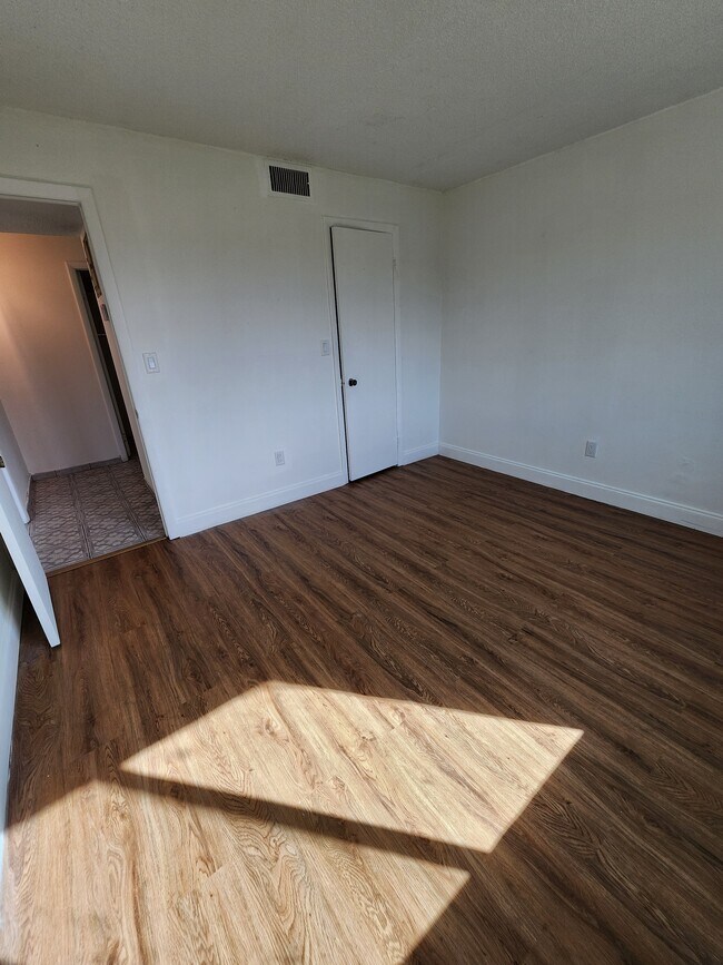 Building Photo - 14830 Naranja Lakes Blvd